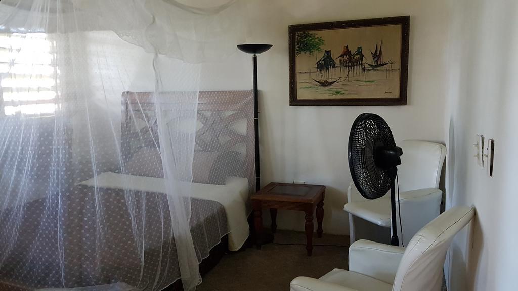 Casa Ricky'S Hostel Orange Walk Buitenkant foto