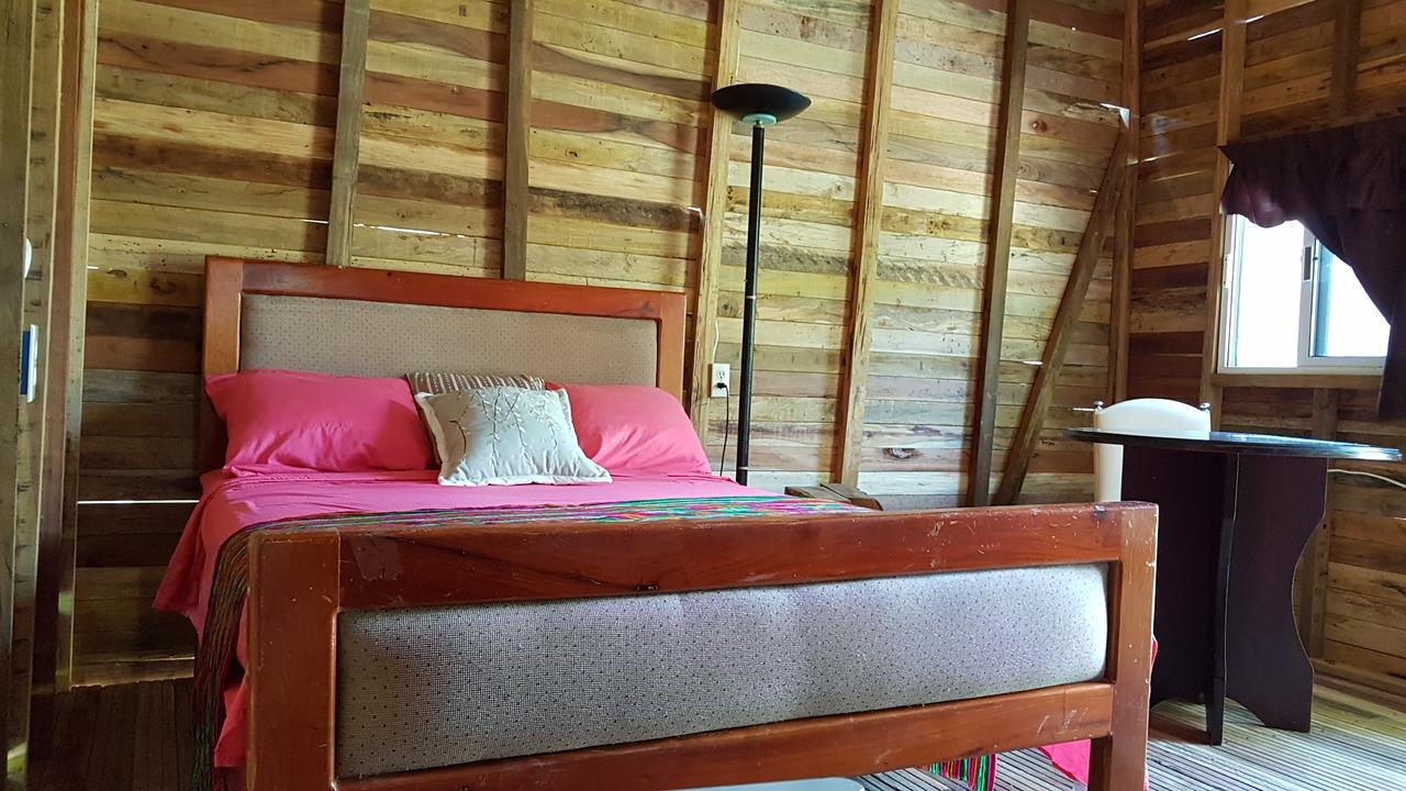 Casa Ricky'S Hostel Orange Walk Buitenkant foto